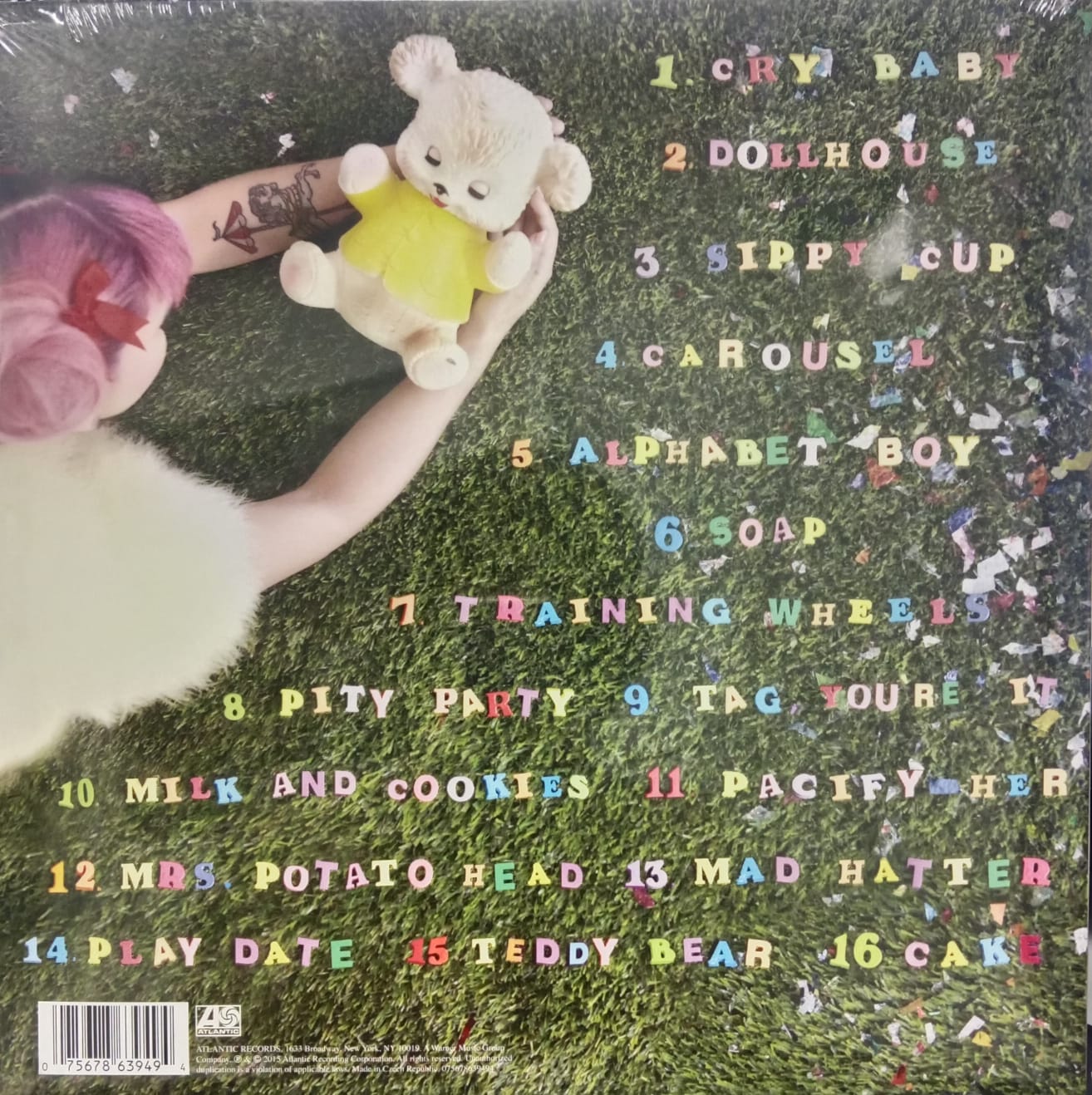 LPx2 Melanie Martinez – Cry Baby