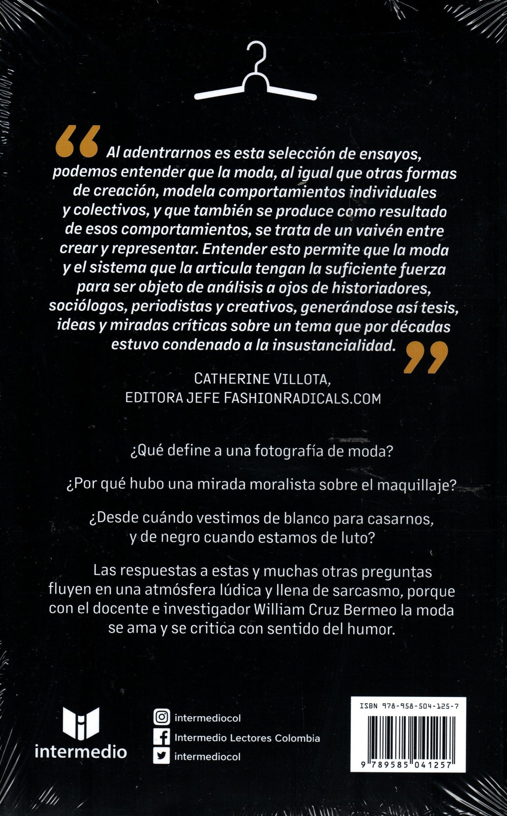 Libro William Cruz Bermeo - Desvite A La Moda La Historia Sale Del Clóset